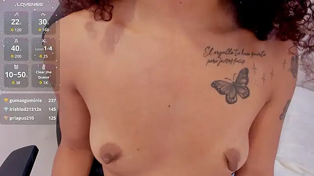 Nyla_azura's cam snapshot