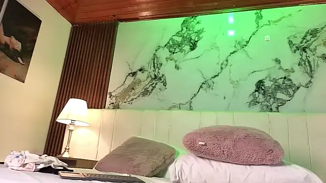 VictoriaCarter_'s cam snapshot