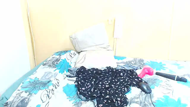 SexySlimTeaX's cam snapshot