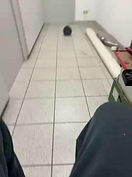 BIGDICK111000 live sex cam