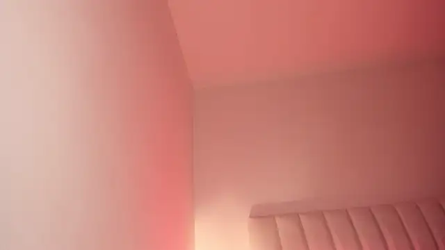 Hannahx__ live sex cam