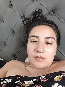 Hellen_Alex live sex cam