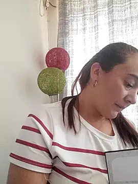 abril15-'s cam snapshot