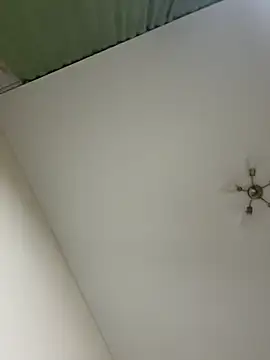 Sweet_Khalifa_ live sex cam