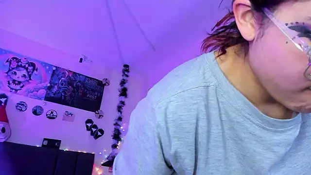 SabrinaV_'s cam snapshot