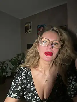 Tania201243's cam snapshot