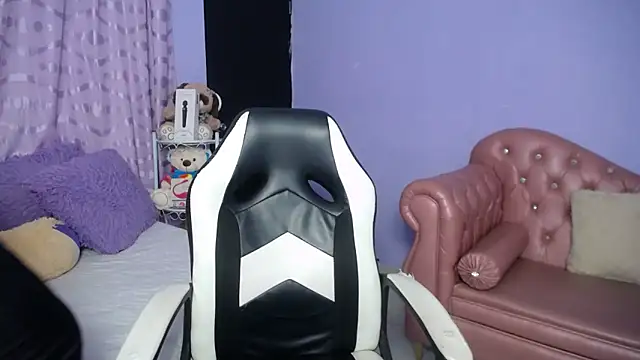 cum_bigass's cam snapshot