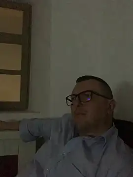 Mike8523 live sex cam