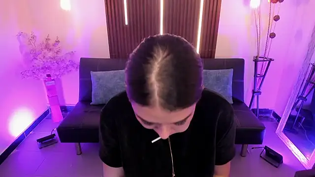 ArianaBaker's cam snapshot