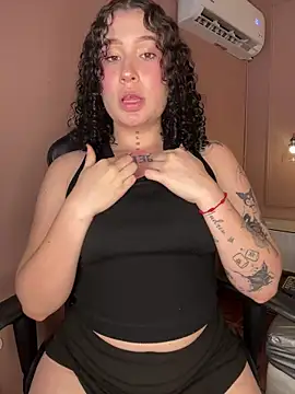 Danee_19_'s cam snapshot