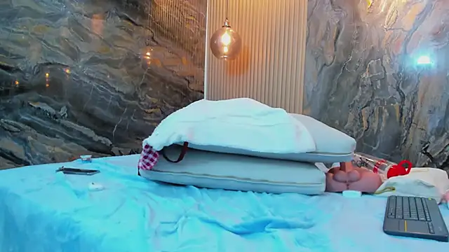 beca_winn's cam snapshot