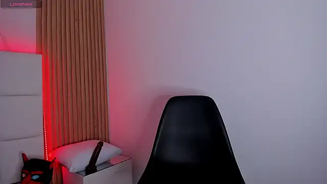 skarlethbelluci's cam snapshot