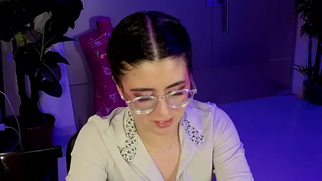 LiLLiAnderson's cam snapshot