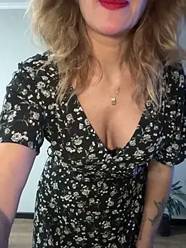 Tania201243's cam snapshot