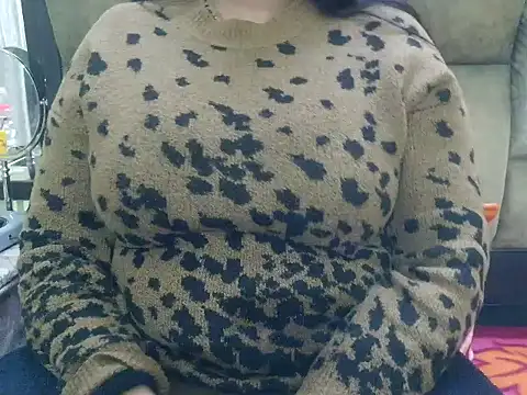 Love_gaur1's cam snapshot