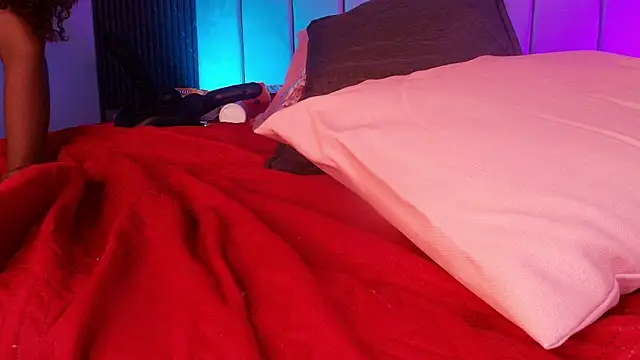 jones_maddy_'s cam snapshot