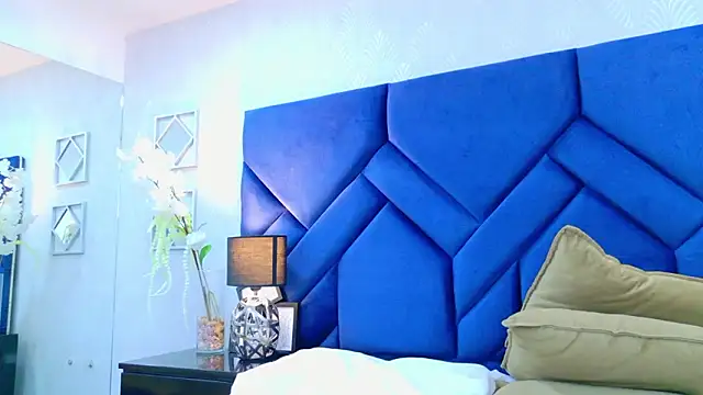 SarahOrtiz_ live sex cam