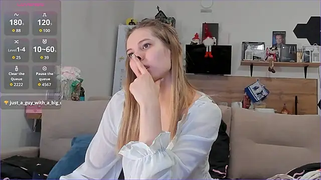 Girl_alone_home's cam snapshot