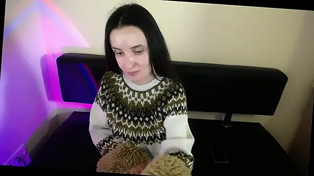 LaimaV_'s cam snapshot