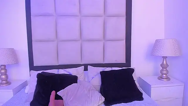 ElisabettaMonroy live sex cam
