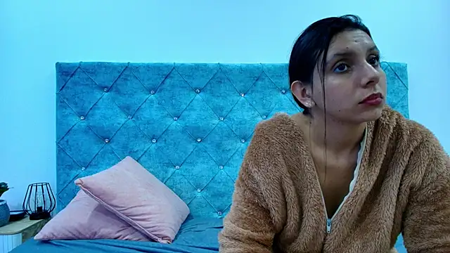 Violetaa_Rose's cam snapshot