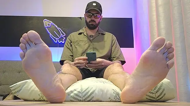MattxFeet live sex cam