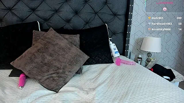 valentina__desire's cam snapshot