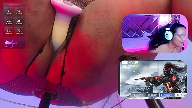 MhiaRey's cam snapshot