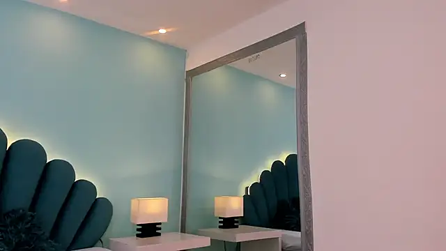 sharlott18's cam snapshot