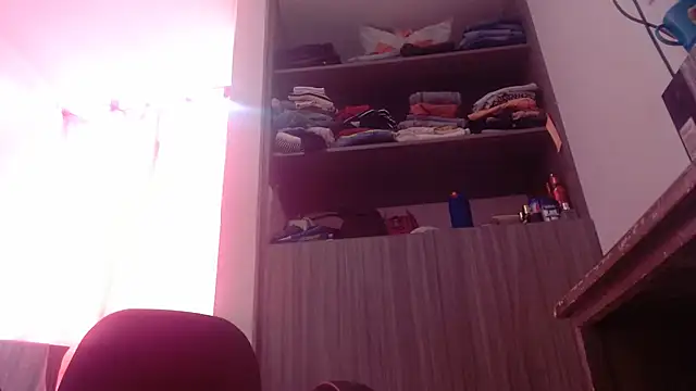 nicolle_milf1978 live sex cam