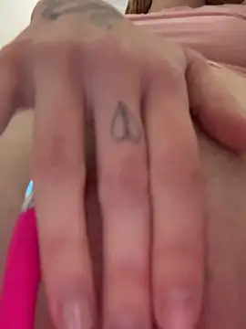 kira_mia's cam snapshot