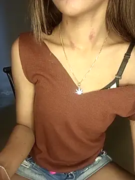 LOVELY_BABYJI's cam snapshot