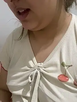 yassminsexy22 live sex cam