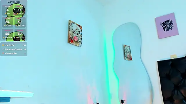 Vickyallien live sex cam