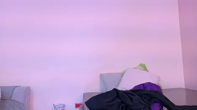 KatiaEvans_'s cam snapshot