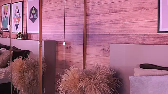 IzzyWild's cam snapshot