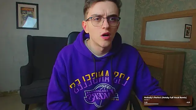 FelixStarkk live sex cam