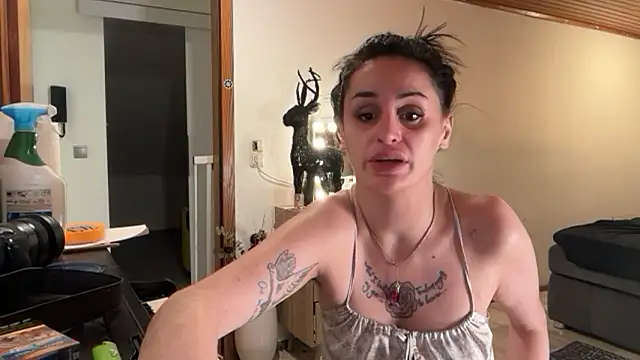 ClaireDeLunee's cam snapshot