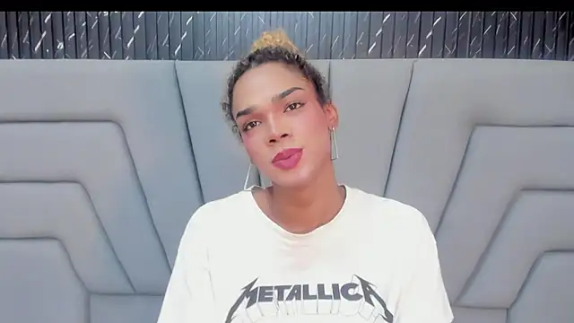 NaomiSteward live sex cam