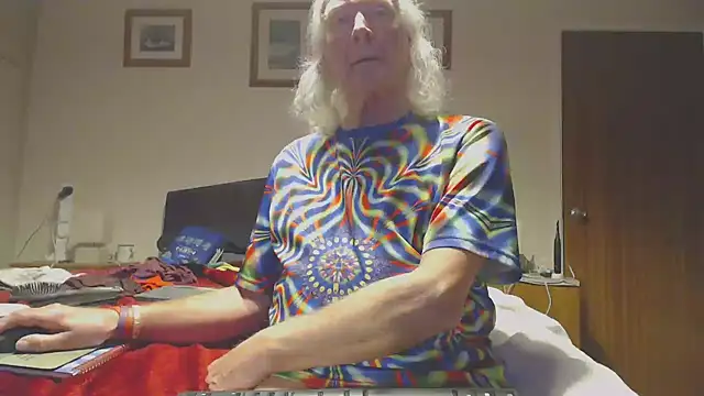 WaverlyKernow live sex cam