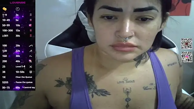 mayacademia's cam snapshot