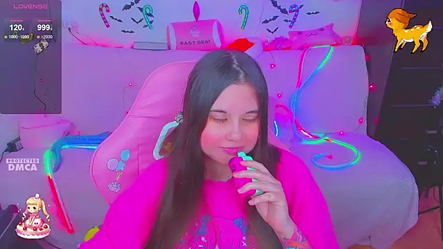 Lolisuccub's cam snapshot