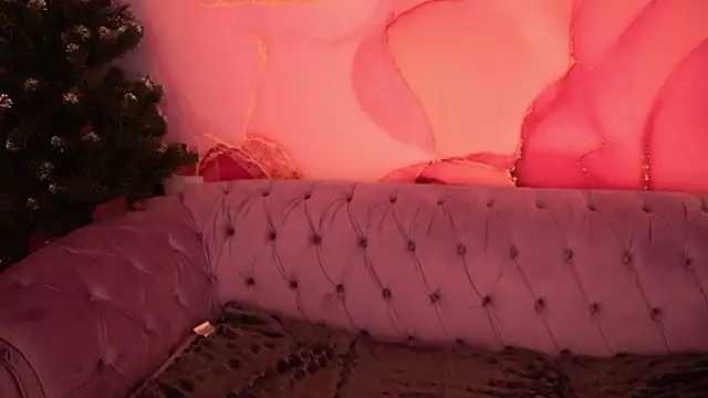 MagicPeachh_'s cam snapshot