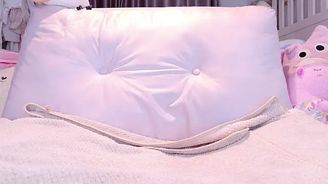 love-uiui's cam snapshot