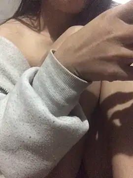 las-bella's cam snapshot