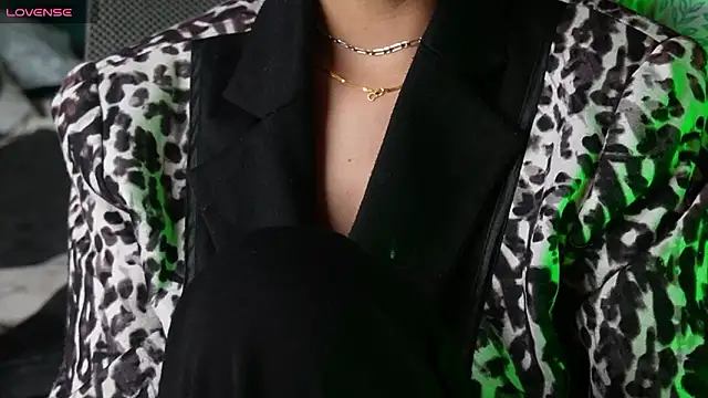 Misha-Malhotra's cam snapshot