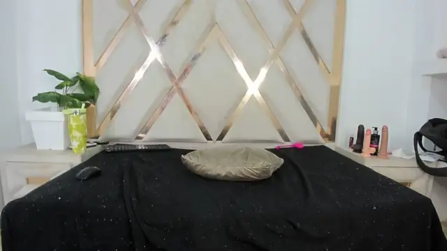 arielasm's cam snapshot