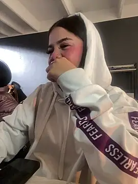 Camila_Duarte2's cam snapshot