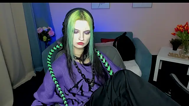 ToxicKittyy's cam snapshot