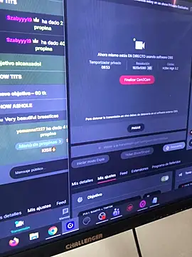 1lovelygirls's cam snapshot